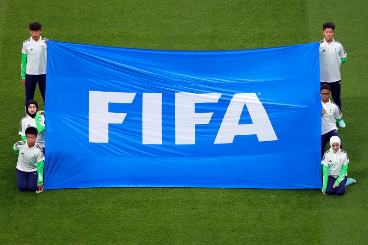 家门口看五大联赛？队报：FIFA考虑同意授权联赛在本土以外踢比赛