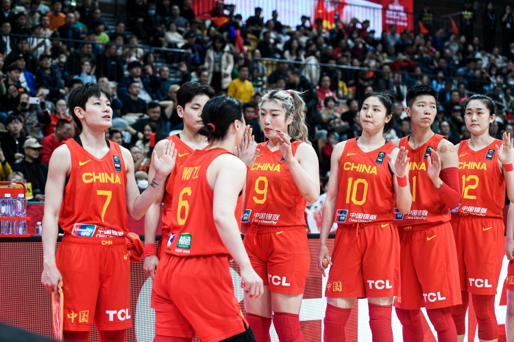 中国女篮战胜澳大利亚女篮  三场热身赛质量不俗