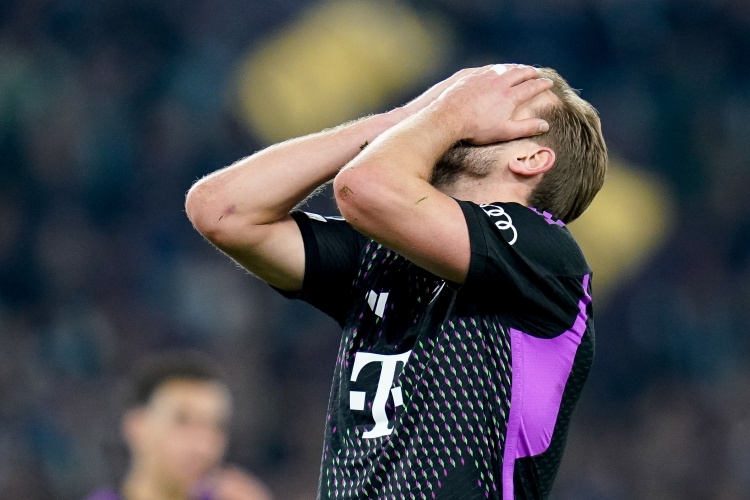 英媒：拜仁担忧凯恩在欧洲杯状态差，因背负首赛季无冠压力