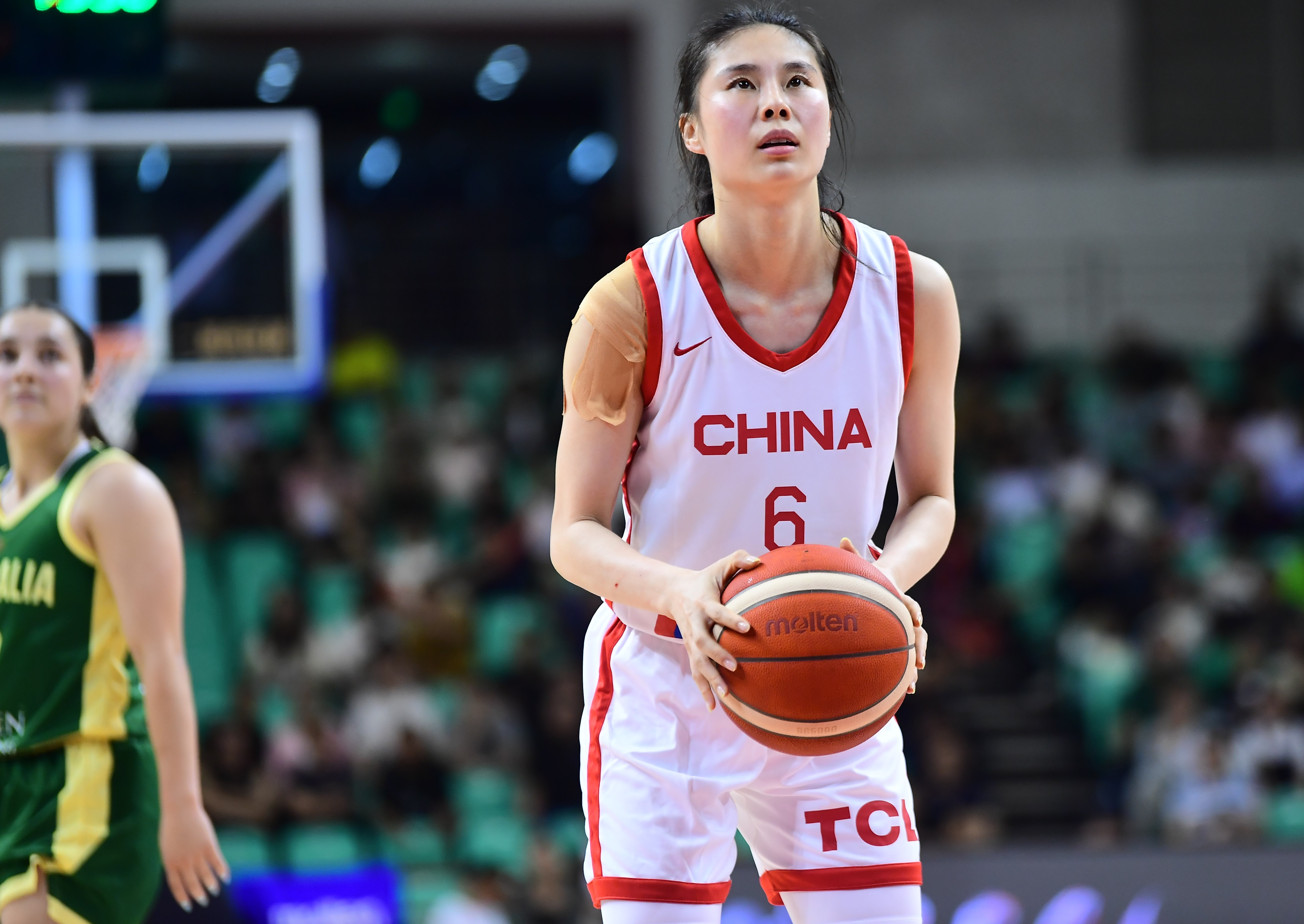 得练！中国女篮全场罚球26中16 命中率61.5%